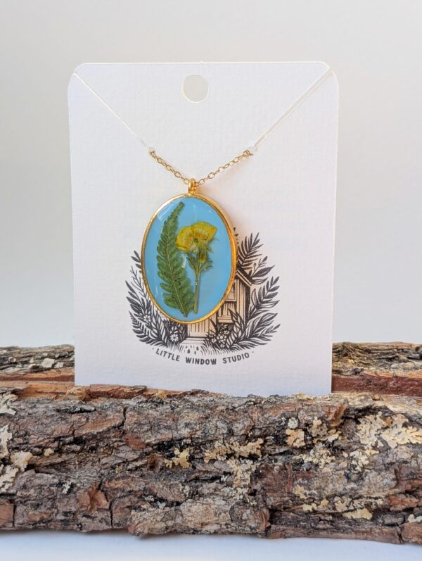 Cinquefoil and Fern Gold Pendant - Image 3