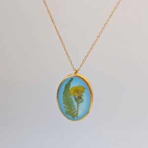 Cinquefoil and Fern Gold Pendant