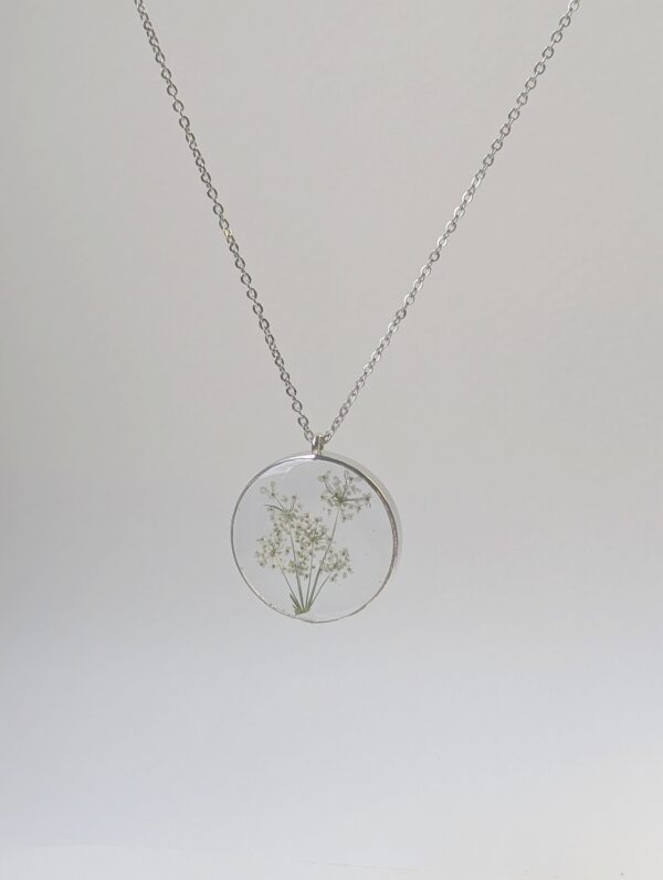 Queen Annes Lace Silver Pendant