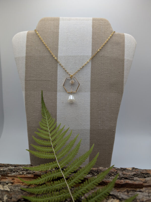 Baby’s Breath Hexagon Pendant